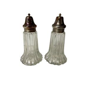 Vintage Leonard Crystal Silver Plate Salt/Pepper Shaker (Set)